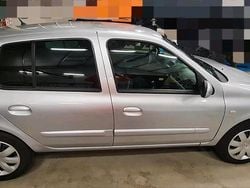 Silber Gebraucht 2007 Renault Clio II Kleinwagen | 1.650 € (Fairer Preis)