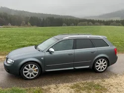 Grau Gebraucht 2004 Audi S4 Kombi | 9.800 €