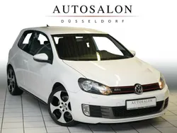 Weiß Gebraucht 2010 VW Golf VI GTI Limousine | 15.900 €