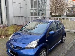 Blau Gebraucht 2007 Toyota Aygo Kleinwagen | 2.200 € (Fairer Preis)