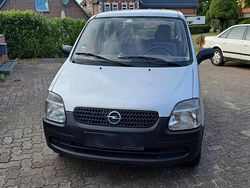 Silber Gebraucht 2001 Opel Agila Kleinwagen | 2.500 € (Teuer)