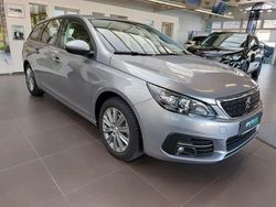 Silber Gebraucht 2021 Peugeot 308 Active Kombi | 11.990 € (Fairer Preis)
