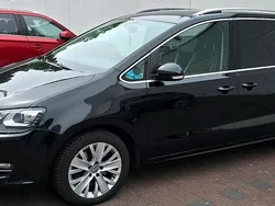 Schwarz Gebraucht 2012 VW Sharan Van / Kleinbus | 12.900 € (Etwas zu teuer)