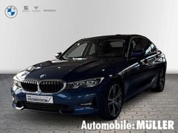 Blau Gebraucht 2020 BMW 330 Sport Line Limousine | 33.850 € (Fairer Preis)