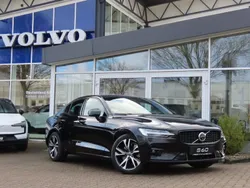 Onyx black / metallic Gebraucht 2023 Volvo S60 Plus Limousine | 37.900 €