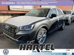 Daytonagrau perleffekt (grey), pearl effect Neu 2025 Audi Q2 S-Line SUV | 34.100 € (Guter Preis)