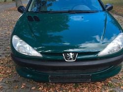 Schwarz Gebraucht 2002 Peugeot 206 Kleinwagen | 1.550 € (Fairer Preis)