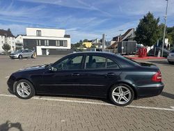 Gebraucht 2005 Mercedes E220 Elegance Limousine | 4.499 € (Teuer)