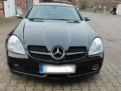 Schwarz Gebraucht 2008 Mercedes SLK200 Cabrio | 9.299 € (Fairer Preis)