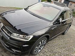 Schwarz Gebraucht 2018 VW Tiguan Highline SUV | 26.999 € (Fairer Preis)