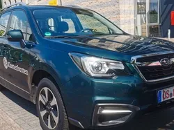 Deep green pearl Gebraucht 2016 Subaru Forester Exclusive+ SUV | 8.445 €