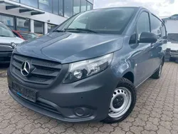 Grau Gebraucht 2021 Mercedes Vito Van / Kleinbus | 17.850 € (Guter Preis)