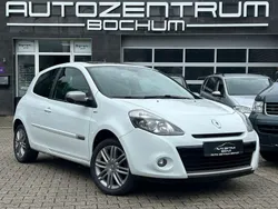 Weiß Gebraucht 2012 Renault Clio III Night&Day Kleinwagen | 4.971 € (Fairer Preis)