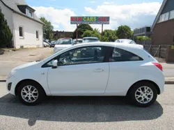 Weiß Gebraucht 2013 Opel Corsa Edition Kleinwagen | 3.380 € (Guter Preis)