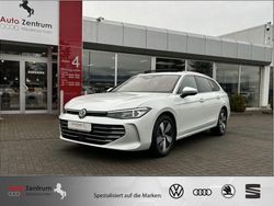 Oryx white motherofpearl eff Gebraucht 2025 VW Passat Business Kombi | 42.970 € (Fairer Preis)