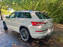 Grau Gebraucht 2019 Skoda Kodiaq SportLine SUV | 31.000 € (Etwas zu teuer)