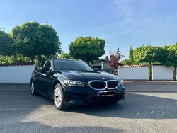 Schwarz Gebraucht 2020 BMW 318 M Sport Kombi | 19.999 € (Fairer Preis)