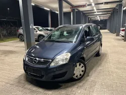 Grau Gebraucht 2009 Opel Zafira Van / Kleinbus | 1.399 € (Superpreis)