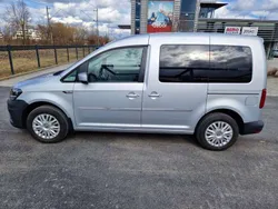 Silber Gebraucht 2017 VW Caddy Van / Kleinbus | 15.990 € (Guter Preis)
