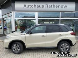 Savannah/cosmic black pearl me Neu 2025 Suzuki Vitara Comfort SUV | 27.940 € (Fairer Preis)