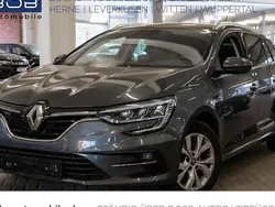 Titangrau metallic Gebraucht 2022 Renault Mégane IV Zen Kombi | 14.888 € (Fairer Preis)