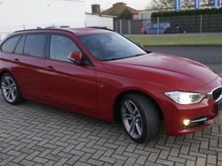 Rot Gebraucht 2012 BMW 320 Sport Line Kombi | 13.000 € (Teuer)