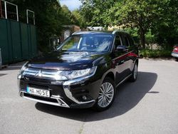 Schwarz Gebraucht 2020 Mitsubishi Outlander P-HEV Basis SUV | 18.000 € (Guter Preis)