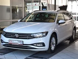 Weiß Gebraucht 2022 VW Passat Kombi | 19.920 € (Fairer Preis)