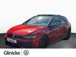 Kings red metallic Gebraucht 2025 VW Golf VIII GTI Limousine | 49.129 € (Teuer)