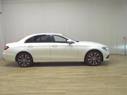 Polarweiss uni Gebraucht 2022 Mercedes E300 Avantgarde Limousine | 29.680 € (Guter Preis)