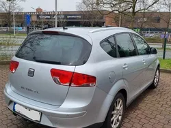 Silber Gebraucht 2013 Seat Altea XL Copa Van / Kleinbus | 7.990 € (Teuer)