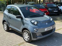 Grau Gebraucht 2024 Aixam Minauto Kleinwagen | 10.999 €