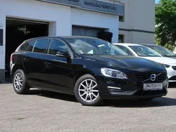 Schwarz Gebraucht 2015 Volvo V60 Kombi | 9.950 € (Fairer Preis)