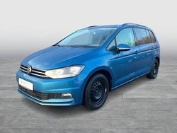 Blau Gebraucht 2022 VW Touran Comfortline Van / Kleinbus | 22.979 € (Superpreis)