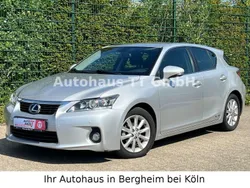 Silber Gebraucht 2011 Lexus CT200h Limousine | 12.950 € (Fairer Preis)