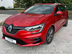 Rot Gebraucht 2021 Renault Mégane IV Intens Kombi | 17.800 € (Fairer Preis)
