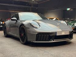 Grau Gebraucht 2025 Porsche 992 | 174.900 € (Superpreis)