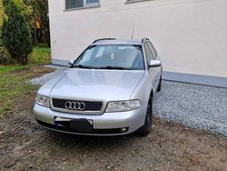 Silber Gebraucht 2001 Audi A4 Kombi | 2.222 € (Fairer Preis)