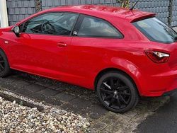 Rot Gebraucht 2014 Seat Ibiza SC Kleinwagen | 5.400 € (Guter Preis)
