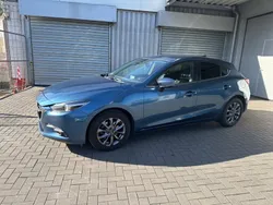 Blau Gebraucht 2017 Mazda 3 Limousine | 12.500 € (Teuer)