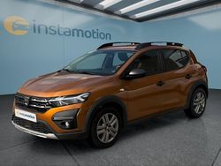 Orange Gebraucht 2021 Dacia Sandero Stepway Kleinwagen | 14.699 € (Fairer Preis)
