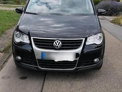 Schwarz Gebraucht 2010 VW Touran Cross Van / Kleinbus | 5.900 € (Guter Preis)