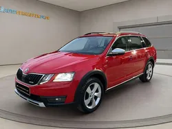 Rot Gebraucht 2018 Skoda Octavia Scout 4x4 Kombi | 12.990 € (Guter Preis)