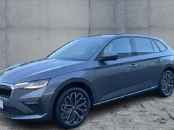 Grau Neu 2025 Skoda Scala Drive Kleinwagen | 28.970 € (Etwas zu teuer)