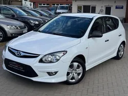 Weiß Gebraucht 2010 Hyundai i30 Limousine | 4.999 € (Teuer)