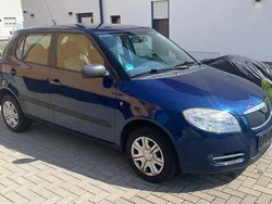 Modra storm/storm blau Gebraucht 2009 Skoda Fabia Classic Kleinwagen | 3.300 € (Fairer Preis)