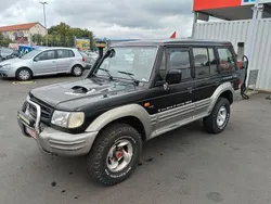 Blau Gebraucht 2001 Hyundai Galloper SUV | 2.499 €