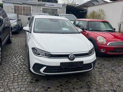 Weiß Gebraucht 2022 VW Polo Active Kleinwagen | 11.999 € (Guter Preis)