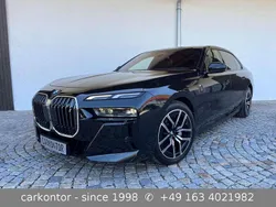 Blacksapphire metallic Gebraucht 2023 BMW i7 M Sport Limousine | 86.990 €