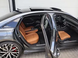 Grau Gebraucht 2023 Audi A8L Exclusive Limousine | 85.400 €